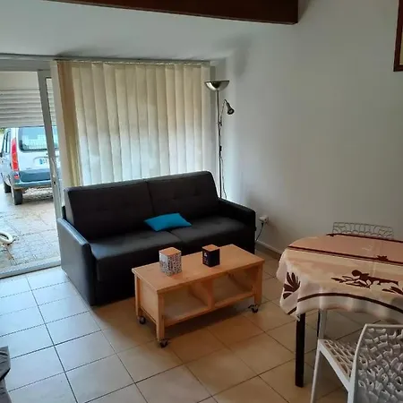 Chez Tinou T2 Saisonnier Apartment *